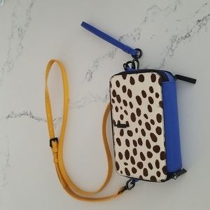 Thacker Crossbody